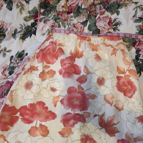 Vintage Dress Barn Floral Skirt Made USA - Picture 3 of 6
